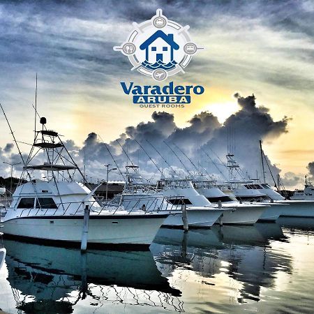 Varadero Marina Airport Guests Rooms Oranjestad Exterior foto