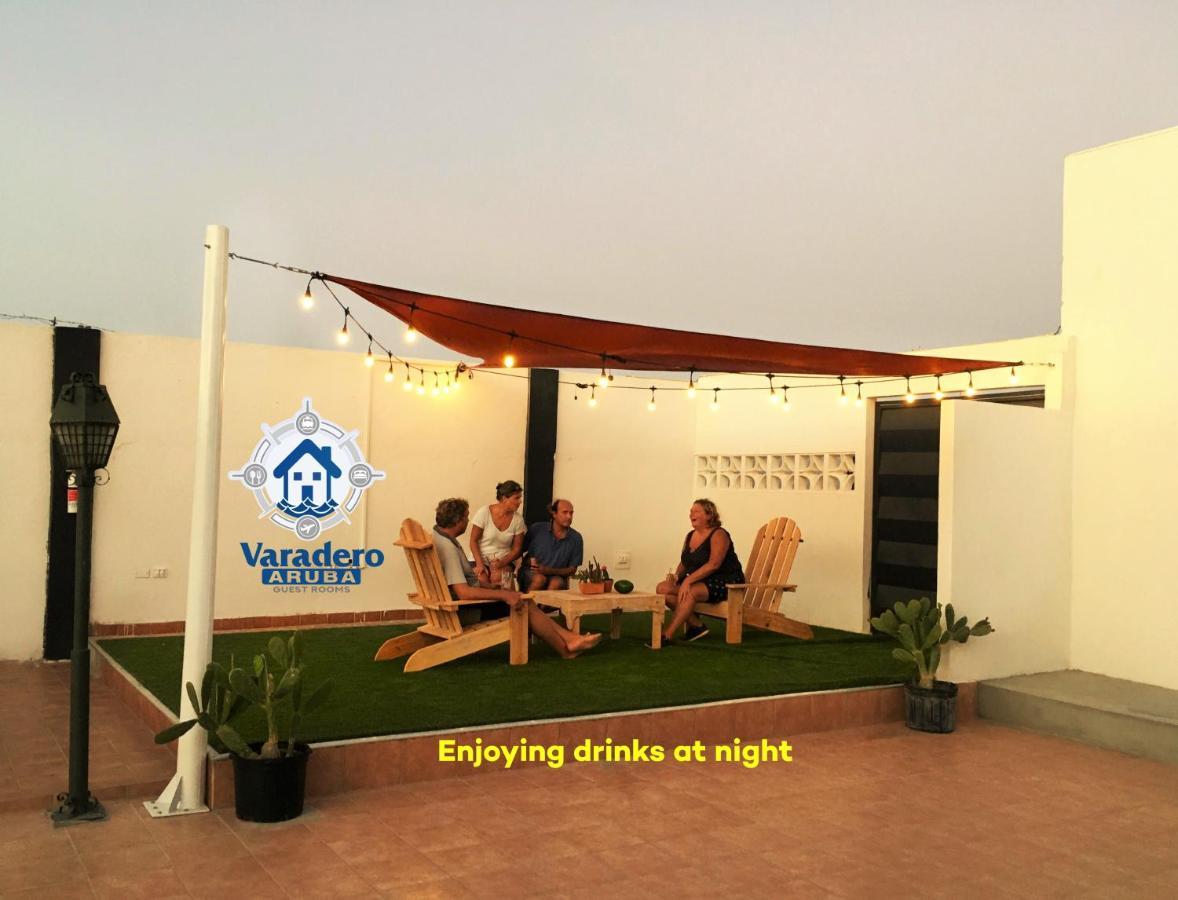 Varadero Marina Airport Guests Rooms Oranjestad Exterior foto